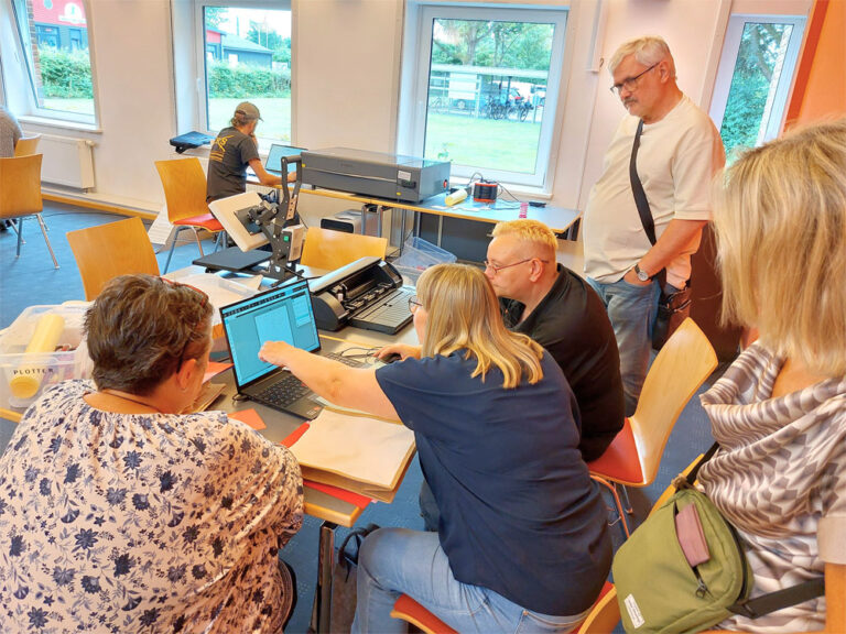 Neuer Treffpunkt für digitale Kreativität: Der IDEENHAFEN an der Nordsee Akademie eröffnet